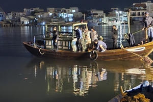 Thông tin mới nhất về vụ việc cha ruột ném con gái 5 tuổi xuống sông vì nghi ngờ vợ ngoại tình? Thông tin mới nhất về vụ việc cha ruột ném con gái 5 tuổi xuống sông vì nghi ngờ vợ ngoại tình?