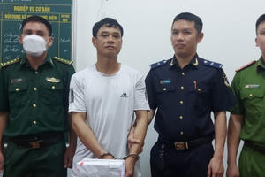 Mang theo 6.000 viên ma túy, rú ga tông thẳng xe vào tổ công tác mở đường thoát thân