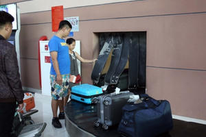 Vì đâu hành lý máy bay bị nứt vỡ, mất cắp?