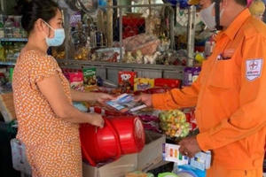 PC Thừa Thiên Huế: Đẩy mạnh công tác kiểm tra giám sát mua bán điện trong mùa cao điểm nắng nóng PC Thừa Thiên Huế: Đẩy mạnh công tác kiểm tra giám sát mua bán điện trong mùa cao điểm nắng nóng