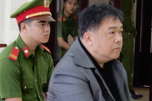 Nhắn tin đe dọa Chủ tịch TP Đà Nẵng, nhận án 18 tháng tù