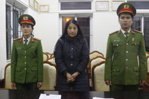 Nữ giáo viên lừa đảo chiếm đoạt hơn 2 tỷ đồng để tiêu xài