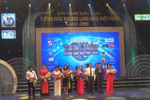 Trao giải vòng bán kết "Liên hoan Tiếng hát người làm báo" khu vực phía Bắc