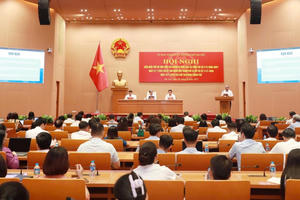 Hà Nội cấm lạm dụng yêu cầu cung cấp bản sao chứng thực khi làm thủ tục hành chính Hà Nội cấm lạm dụng yêu cầu cung cấp bản sao chứng thực khi làm thủ tục hành chính