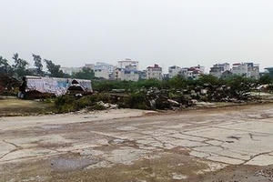 Địa ốc 24h: Hà Nội yêu cầu rà soát, hủy bỏ dự án 'ôm đất' chậm triển khai Địa ốc 24h: Hà Nội yêu cầu rà soát, hủy bỏ dự án 'ôm đất' chậm triển khai