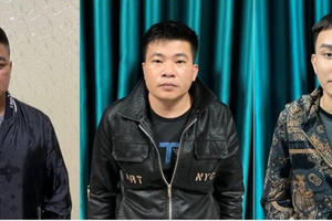 Triệt phá “boongke”, bắt quả tang 23 đối tượng có 14 F0 sát phạt nhau trên chiếu bạc