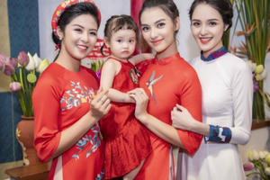 Hồng Quế đưa con gái đi sự kiện sau ồn ào với Hoa hậu Hương Giang