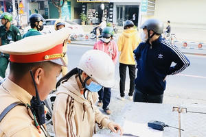 Đồng Nai: Xử phạt hơn 2,1 ngàn trường hợp vi phạm giao thông trong tuần