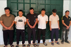 Khởi tố, bắt tạm giam nhóm đối tượng "mở tiệc" ma tuý tại nhà riêng Khởi tố, bắt tạm giam nhóm đối tượng "mở tiệc" ma tuý tại nhà riêng