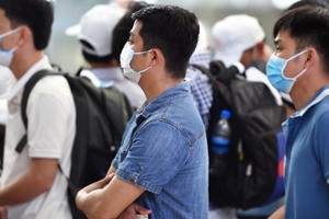 Hà Nội bắt đầu có lây nhiễm chéo, chủ tịch TP đề nghị người dân hạn chế ra khỏi nhà đến 31/3