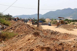 Khánh Hòa: Tháo dỡ 11 công trình trái phép trong Khu đô thị Hoàng Long