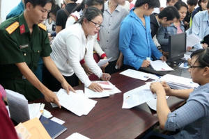 Đối tượng ưu tiên điền thông tin vào phiếu đăng ký dự thi THPT quốc gia như thế nào?