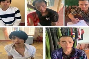 Tạm giữ 5 đối tượng có hành vi bắt giữ người trái pháp luật