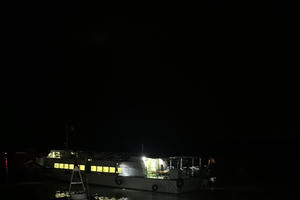 Cứu hộ thành công 10 ngư dân gặp nạn trên biển