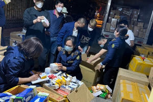 Hà Nội: Bắt giữ số lượng lớn thiết bị y tế nhập lậu