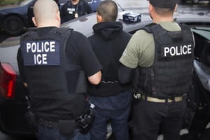 11 triệu người nhập cư trái phép ở Mỹ có nguy cơ bị trục xuất 11 triệu người nhập cư trái phép ở Mỹ có nguy cơ bị trục xuất