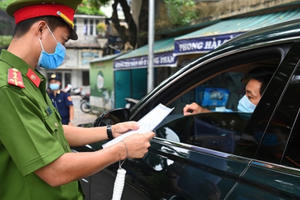 6 nhóm đối tượng nào được cấp giấy đi đường tại Hà Nội?