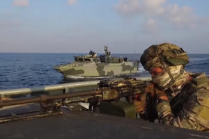 Video: Quân đội Nga tập trận rầm rộ trên biển Địa Trung Hải gần Syria