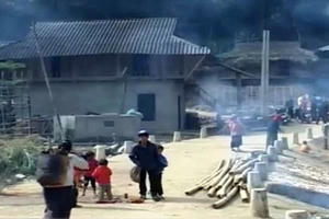 Thanh Hóa: Phát hiện hai vợ chồng tử vong bên cạnh khẩu súng