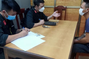 Thanh Hoá: Bắt quả tang đối tượng tàng trữ vũ khí trái phép