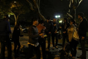 Hà Nội: Khúc cua tử thần, 30 phút bốn người ngã xe