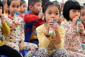 Chương trình “Sữa học đường” cải thiện tình trạng dinh dưỡng trẻ em