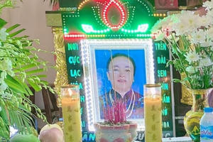 Tự mua quan tài rồi làm đám tang cho mình để trốn nợ