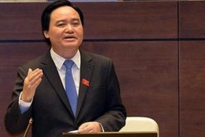 Bộ trưởng Phùng Xuân Nhạ chỉ đạo rà soát lại điểm thi 63 tỉnh, thành