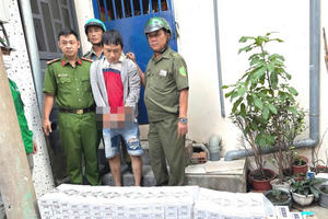 Đồng Nai: Bắt 2 vụ vận chuyển hàng ngàn bao thuốc lá nhập lậu