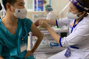 Hà Nội nhận 1 triệu liều vắc xin Vero Cell của Sinopharm