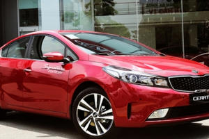 Giá xe KIA tháng 3/2018: Bất ngờ tăng giá, người mua ngỡ ngàng