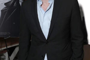 Vừa nhập vai siêu anh hùng Người Dơi, Robert Pattinson đã mắc Covid-19