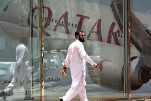 Gia hạn thêm 48 giờ cho Qatar