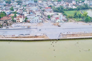 Đường ven sông có biệt thự 100 tuổi ở Đồng Nai sắp thông xe