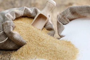 Đường nội địa thấp kỷ lục, đường nhập khẩu cao kỷ lục