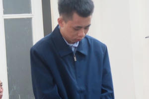 Bị con trai đánh chết vì say rượu