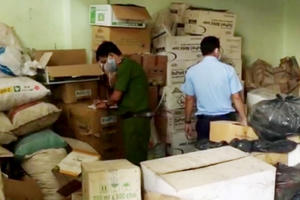 Phát hiện hơn 446.500 sản phẩm thuốc BVTV hết hạn tại một cửa hàng ở An Giang