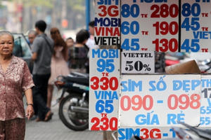 Slide - Điểm tin thị trường: Đã khóa 2,1 triệu thuê bao di động