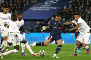 PSG đề nghị mức lương "khủng" nếu Mbappe gia hạn hợp đồng