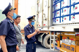 Hải quan liên tiếp phát hiện xử lý nhiều lô hàng vi phạm về xuất xứ nhãn mác