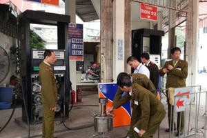 Tăng cường kiểm tra, giám sát đối với các cơ sở kinh doanh xăng dầu
