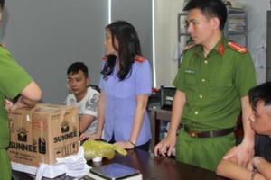 Bắt giữ 2 thanh niên tại Nghệ An mua bán trái phép 3kg ma túy