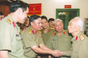 Vị tướng huyền thoại Võ Nguyên Giáp: “Tất cả vì nước vì dân”