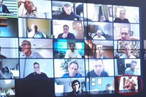 Những sự cố hy hữu "cười ra nước mắt" khi họp trực tuyến