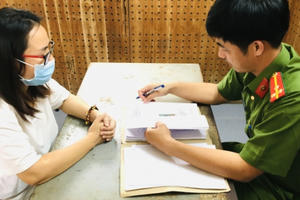 Làm giả bằng bác sĩ để làm việc tại nhiều bệnh viện