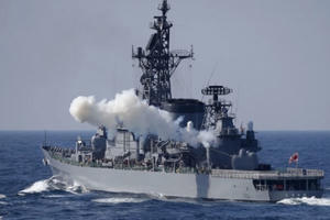 Chiến hạm Nhật và tàu cá Trung Quốc đâm nhau trên Biển Hoa Đông