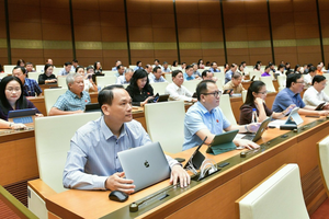 Quốc hội thống nhất cấm tuyệt đối nồng độ cồn khi lái xe