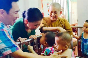 Khánh Ly cúi xuống với quê hương, với phận người và với chính lòng mình