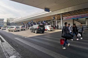 Sân bay Tân Sơn Nhất “dễ thở” ngày 26 Tết