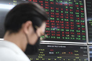 Chứng khoán liên tục nhận chỉ đạo 'nóng': Hết cửa chơi xấu, thao túng?